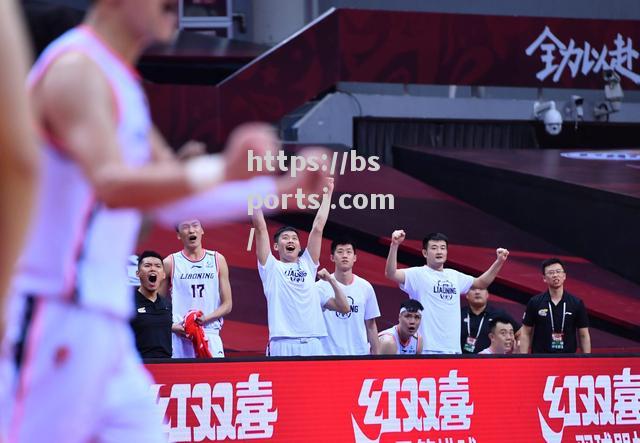 bsports体育-CBA季后赛四强战火激烈，广东狂胜辽宁晋级！_cba季后赛四强战火激烈,广东狂胜辽宁晋级了吗