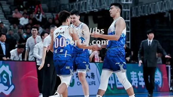 bsports体育-外线和内线两条战线齐发力，球队实力更加强劲